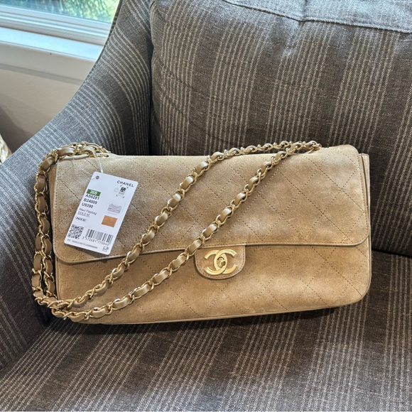CHANEL Handbags - CHANEL maxi flap suede 2026 NEW